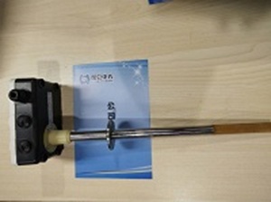 昆仑中大品牌工业高温管道温湿度传感器