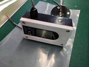 昆仑中大品牌高温型304材质套管温湿度变送器