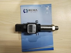 昆仑中大品牌304材质接头数显压力变送器